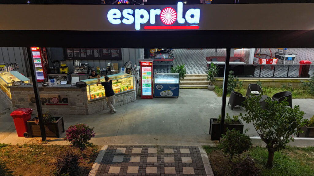 Esprola Cafe İlk Şubesini Avcılar’da Açtı